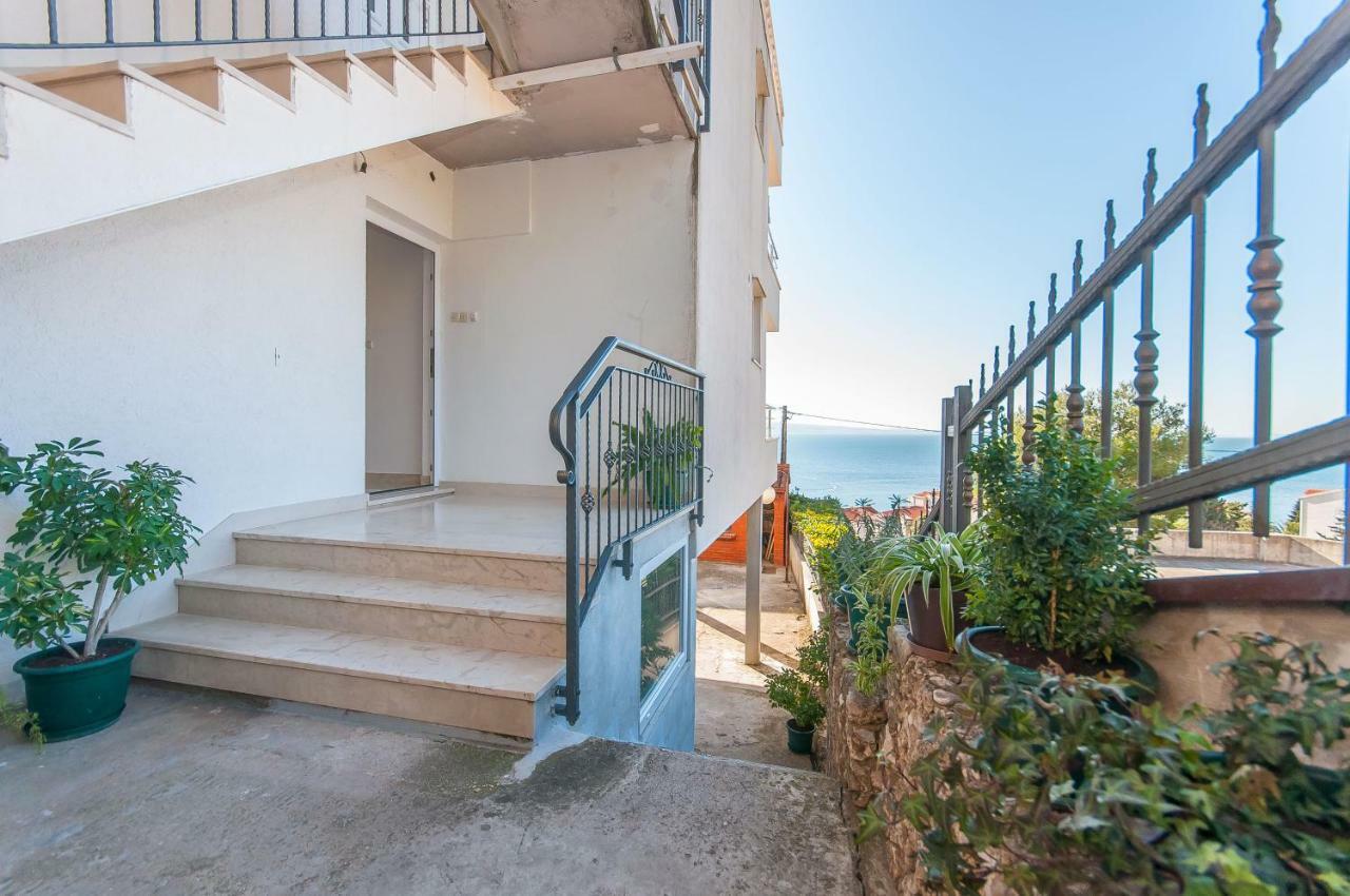 Apartment Ines أوميس المظهر الخارجي الصورة