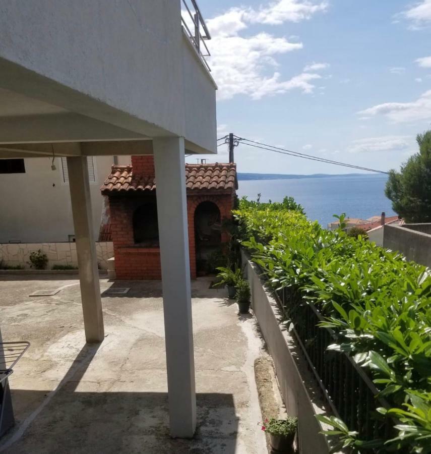 Apartment Ines أوميس المظهر الخارجي الصورة